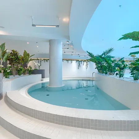 Margi Flair Pool Sauna Jacuzzi Щецин